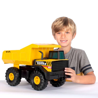 Tonka Mighty Dump Truck - US 8019